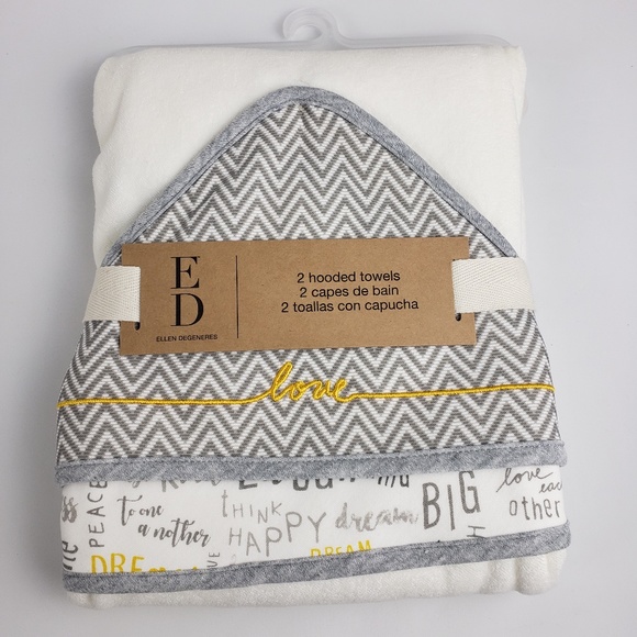 ED: Ellen Degeneres Bath Robe and 2 Hooded Towels - Picture 2 of 5